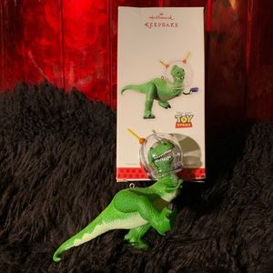 Hallmark Rex Ornament GUC!